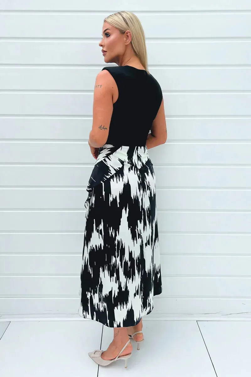 AX PARIS BLACK AND WHITE PRINTED 2 IN 1 DOUBLE FRILL SPLIT MIDI DRESS