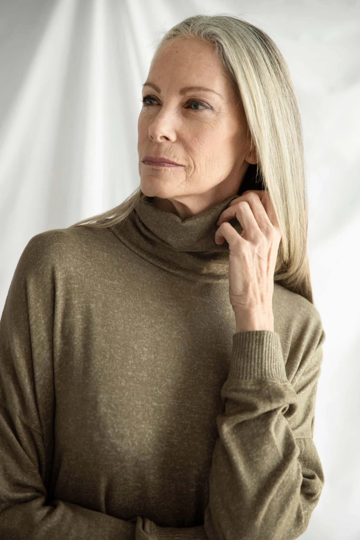 Cosset Relaxed Turtleneck