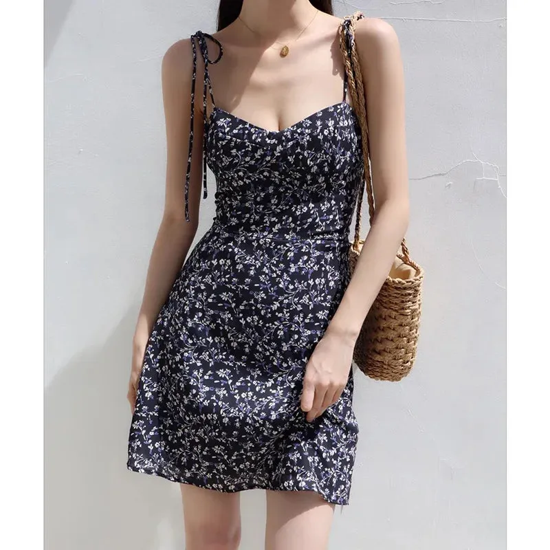 Fashionable Casual French V-neck Retro Slim Floral Fit Lace-up Dress