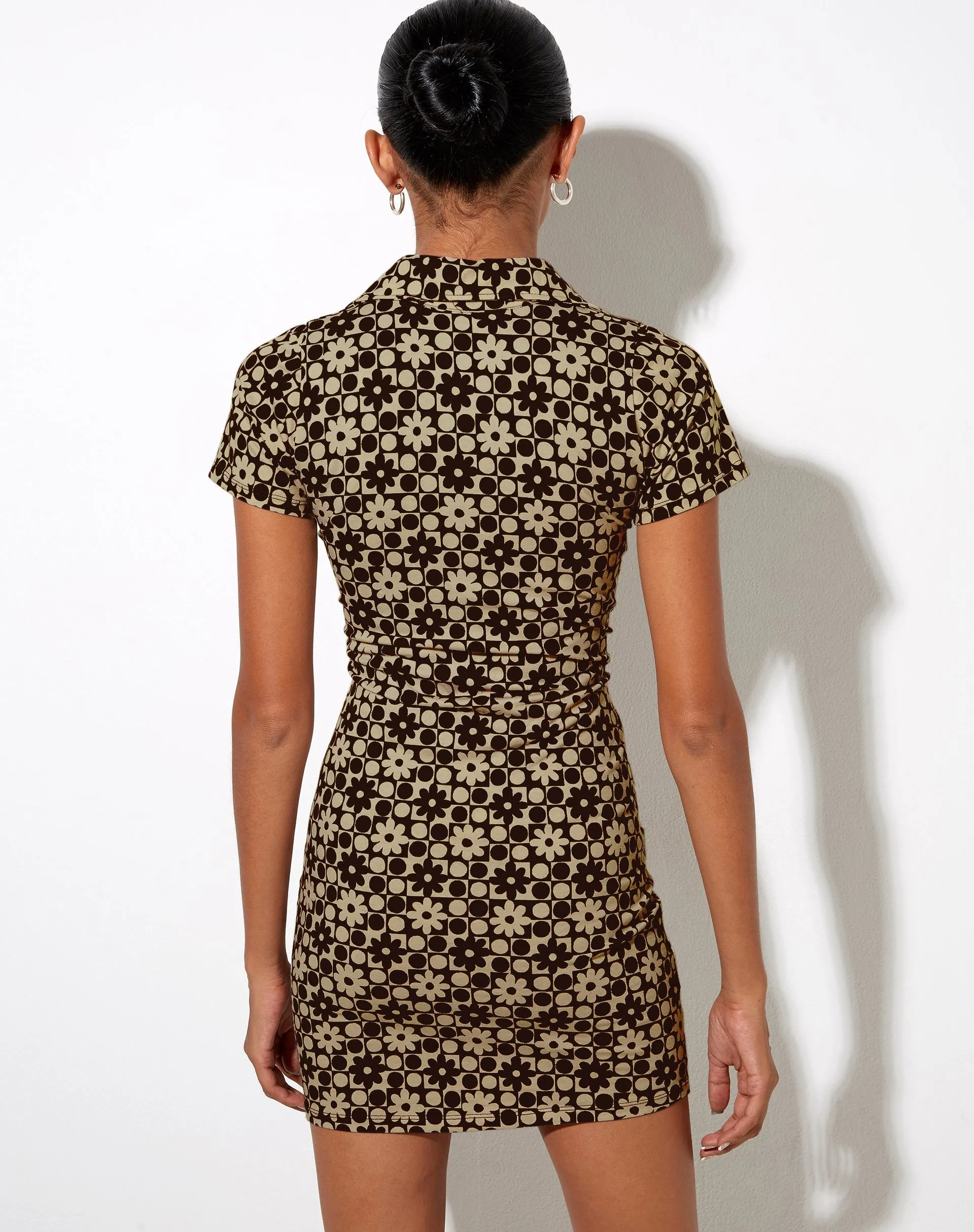 Jeeves T-Shirt Dress in Patchwork Daisy Brown