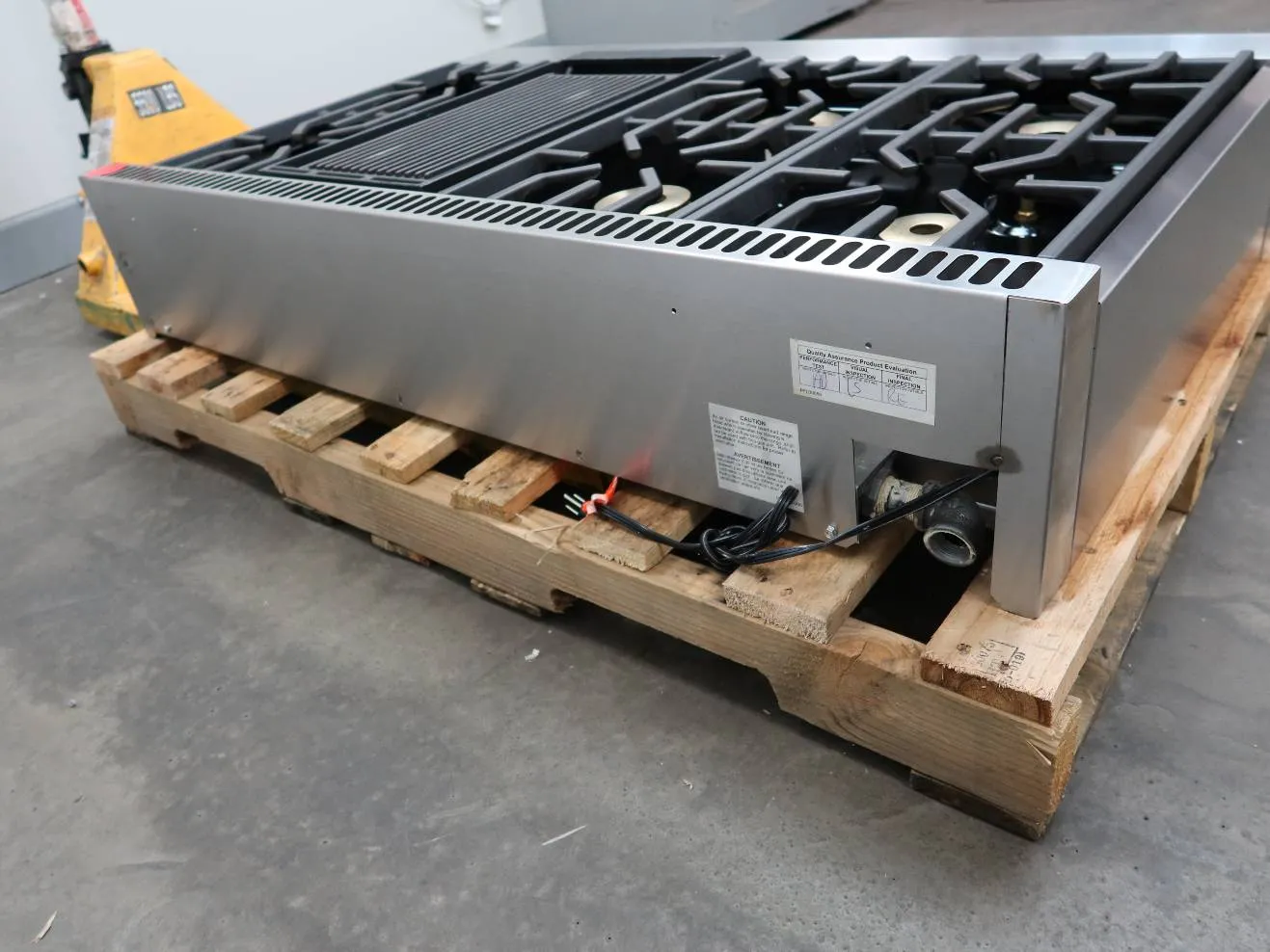 Viking '21 7 Series 48"  6 Viking Burners   REV Griddle Gas Rangetop VRT7486GSS