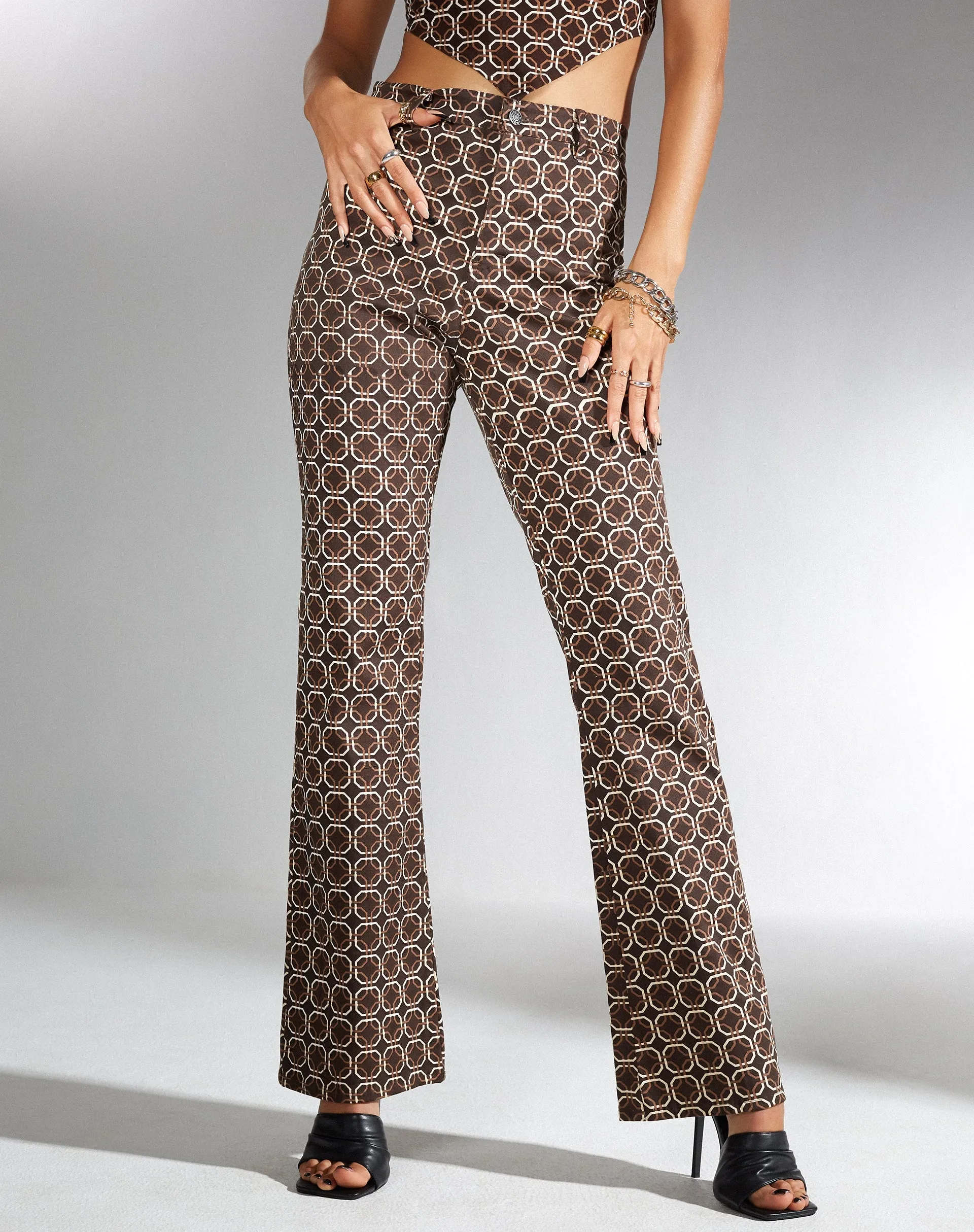 Zoven Flare Trouser in Chain Tangle Dark Brown